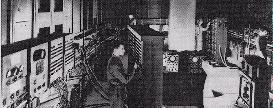 La prima generazione (ENIAC: 1946-1955) Elettronica (valvole: diodo, triodo). Aumento di prestazioni di 1,000 volte. ENIAC (Electronic Numerical Integrator And Calculator), University of Pennsilvania.