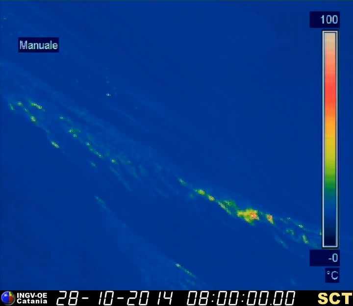 Figura 3 Immagini visibili e termiche riprese dalle telecames.l.m. che mostrano lo sviluppo del campo lavico aggiornata alle ore 09:00 (08:00 UTC).