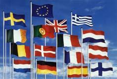 pilastri) 1992 L Unione Europea Il trattato dell Unione europea del 1992 stabilisce che gli stati che rispettano certe condizioni possono diventare membri