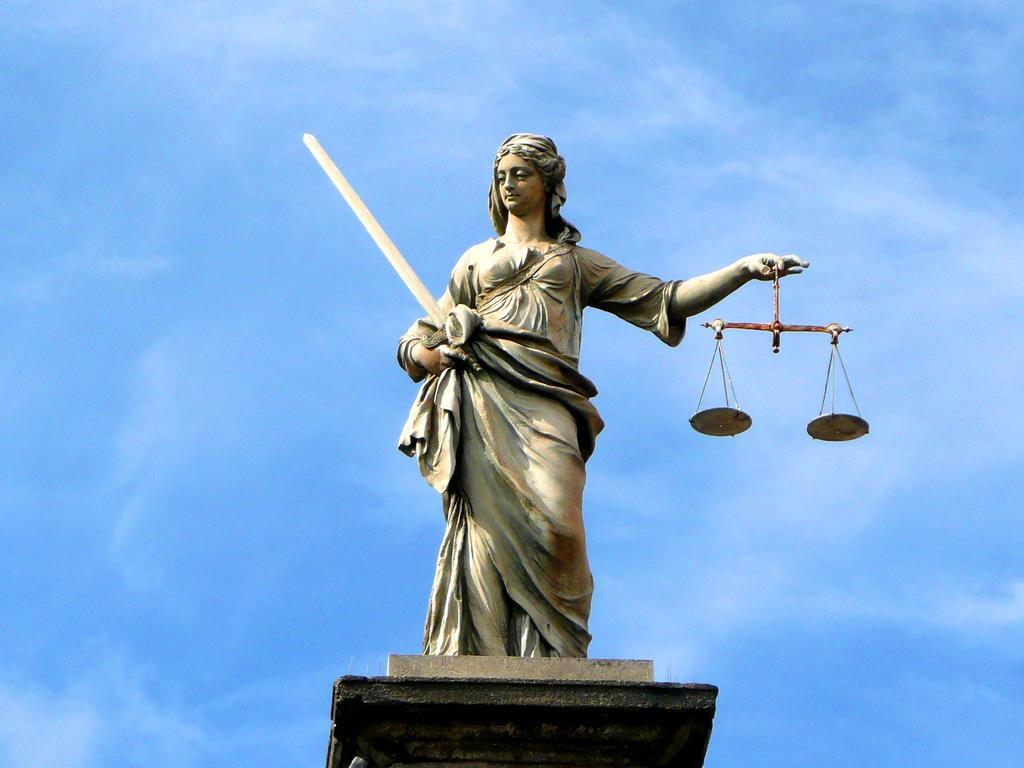 Tradizione giuridica occidentale Divorzio fra diritto e