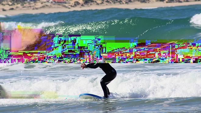 Photo: Centro de Portugal lissova Più a nord, nei pressi di Peniche, la Praia do Medão è un altra spiaggia di riferimento per le grandi onde tubulari, o tubi, che l hanno reso famosa come Praia de