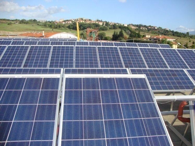 Leonardo Duranti Periodo incarico: 2010 Il progetto prevede la realizzazione di un impianto fotovoltaico della potenza totale di 35,1 KWp parzialmente integrato da installare sul tetto piano di