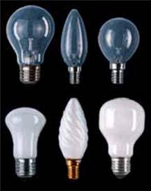 Con questi accorgimenti, le moderne lampade ad incandescenza raggiungono efficienze di 15-20 lm/w, con un ottima resa cromatica (Ra = 100) ed una vita media di circa 1.000 ore.