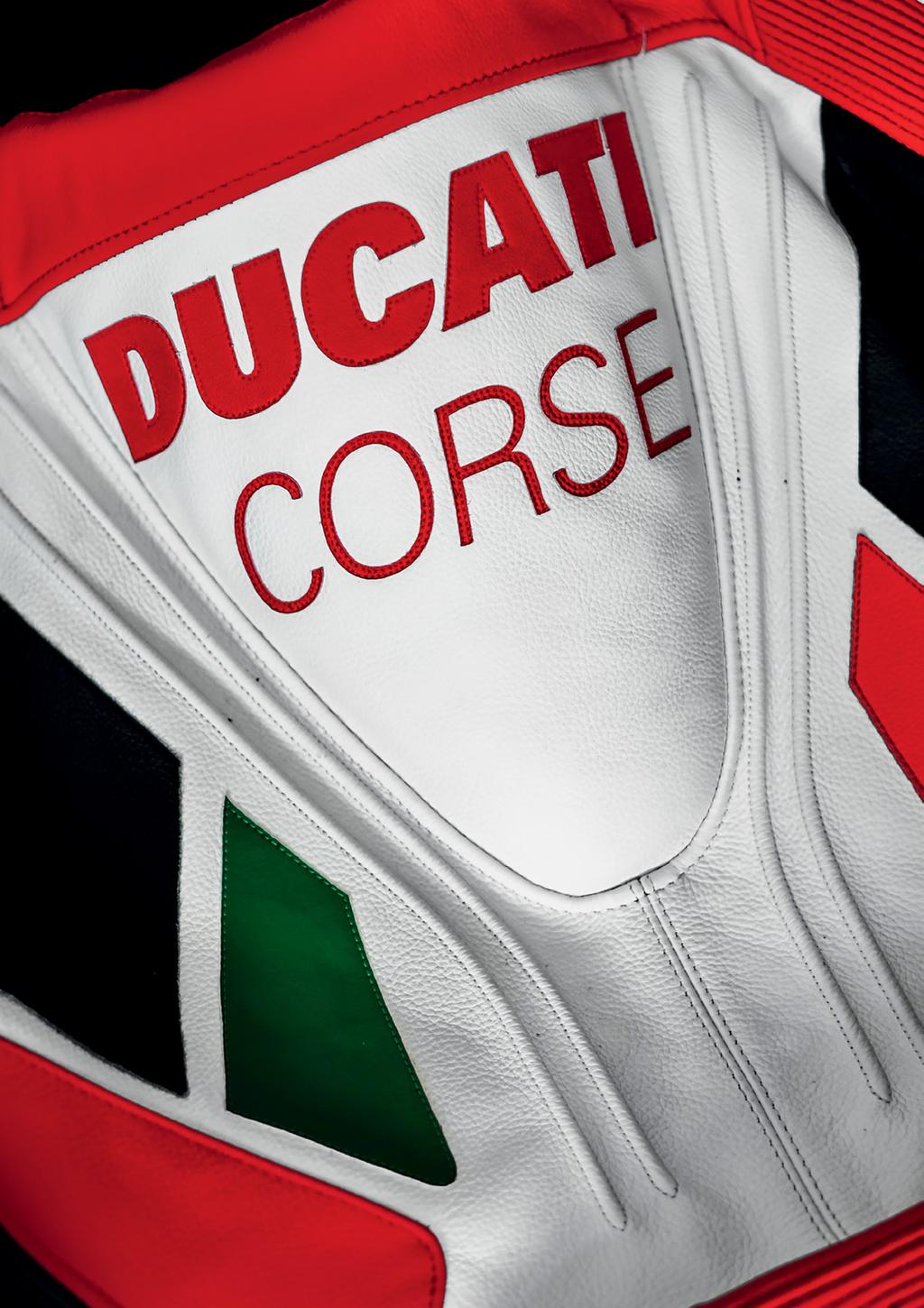 Ducati Corse C3 Tuta intera racing / Racing suit 9810371 perforato / perforated Capo certificato CE. Cat.II - Direttiva 89/686/EEC Liv.2 / CE Certified product. Cat.II - Directive 89/686/EEC Liv.