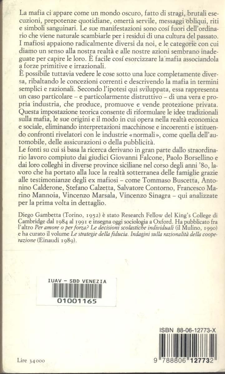 La mafia ci appare come un mondo oscuro, fatto di stragi, brutali esecuzioni, prepotenze quotidiane, omertà servile, messaggi obliqui, riti e simboli sanguinari.