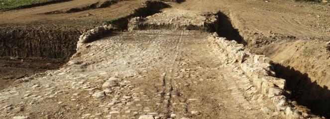 Reperti Archeologici Sia durante i rilievi preliminari che durante le lavorazioni, sono stati rinvenuti reperti archeologici di varia natura, gestiti sotto la