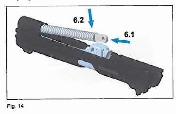 7.4. Rimontaggio dell arma Preparazione: 1. Controllate che non vi siano corpi estranei nell arma. 2. Controllate che il numero di matricola sul fusto, sulla canna e sul carrello siano corretti. 7.4.1. Rimontaggio del carrello 1.