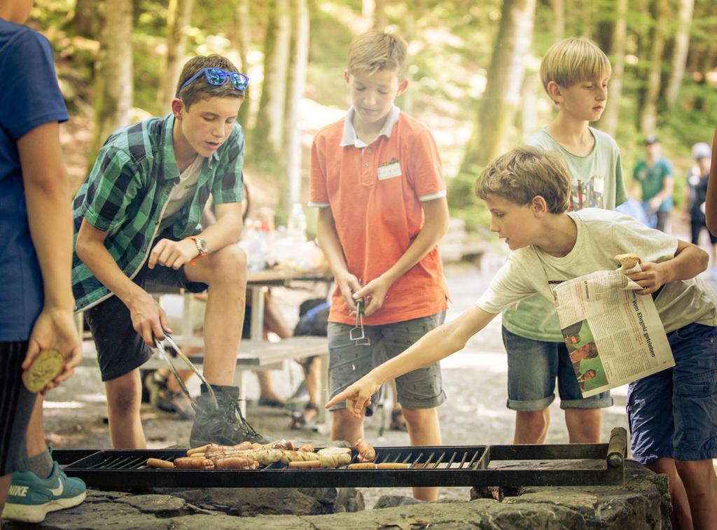 Vitto Un opportunità unica per un museo e specialmente per classi di alunni è la possibilità di fare un picnic o una grigliata all aperto nel Ballenberg.