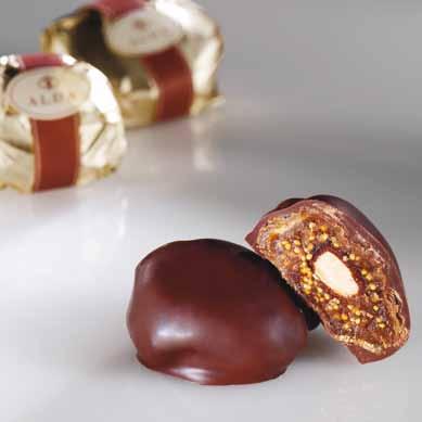 A hint of lemon and cinnamon warms the soul, while the intensity of the almond centre contrasts the coating of fine dark chocolate.