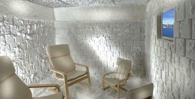 S PECIALE stanze del sale La stanza del sale è un ambiente le cui pareti ed il soffitto sono completamente ricoperte di cristalli di sale.
