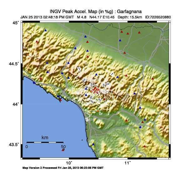uso sia di conoscenze sismologiche che di ingegneria sismica. Sinistra: Mappa delle intensita' strumentali.