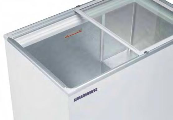 Frigoriferi orizzontali Refrigerazione I frigoriferi orizzontali per bevande Liebherr sono concepiti per l utilizzo professionale e sono pertanto resistenti e robusti.