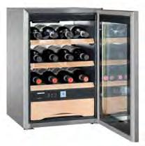 Design e Lifestyle Cantina per vini WKes 65 e Humidor ZKes 5 Wine Ogni vino necessita di una specifica temperatura di servizio: il preciso comando