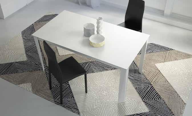 Extendable table with tempered glass frosted matte black or white, elegant and refined with the particularity of the