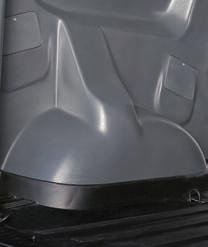 Il rumore aerodinamico è ridotto al minimo grazie al deflettore. Il gancio di traino a collo di cigno di cui è dotato Logan Van offre una capacità di traino di 66 kg.