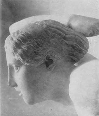 Roma - Museo delle Terme: statua di