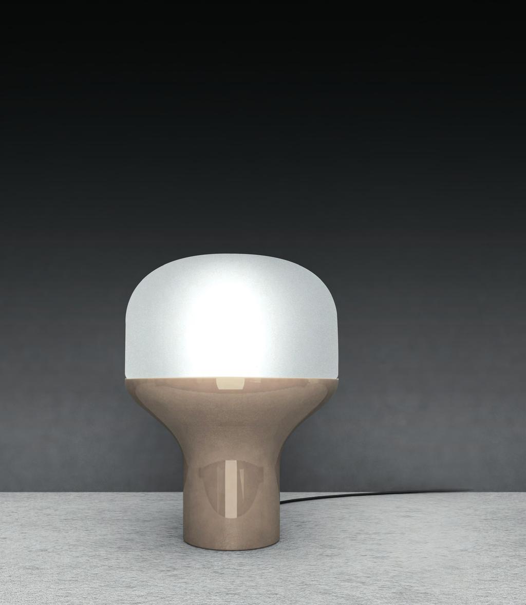 DESIGN STUDIO NATURAL, 2017 LAMPADA DA TAVOLO A LUCE DIFFUSA. STRUTTURA IN ALLUMINIO VERNICIATO NEL COLORE CHAMPAGNE, RAME PERLATO E NERO. DIFFUSORE IN VETRO SOFFIATO OPAL BIANCO.