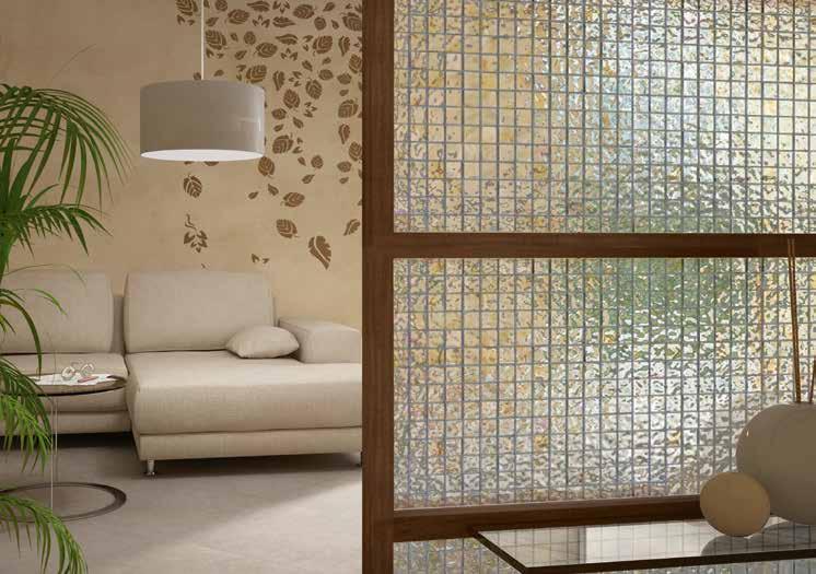 di pareti interne retro illuminate costituite da supporti trasparenti in vetro o plexiglas.