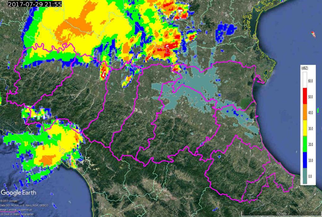 Mappe di riflettività, a cadenza di 15 minuti, dalle 18:10 UTC (a sinistra) alle 18:55 UTC (a destra) del