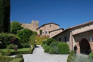 Castello Banfi Il Borgo offre