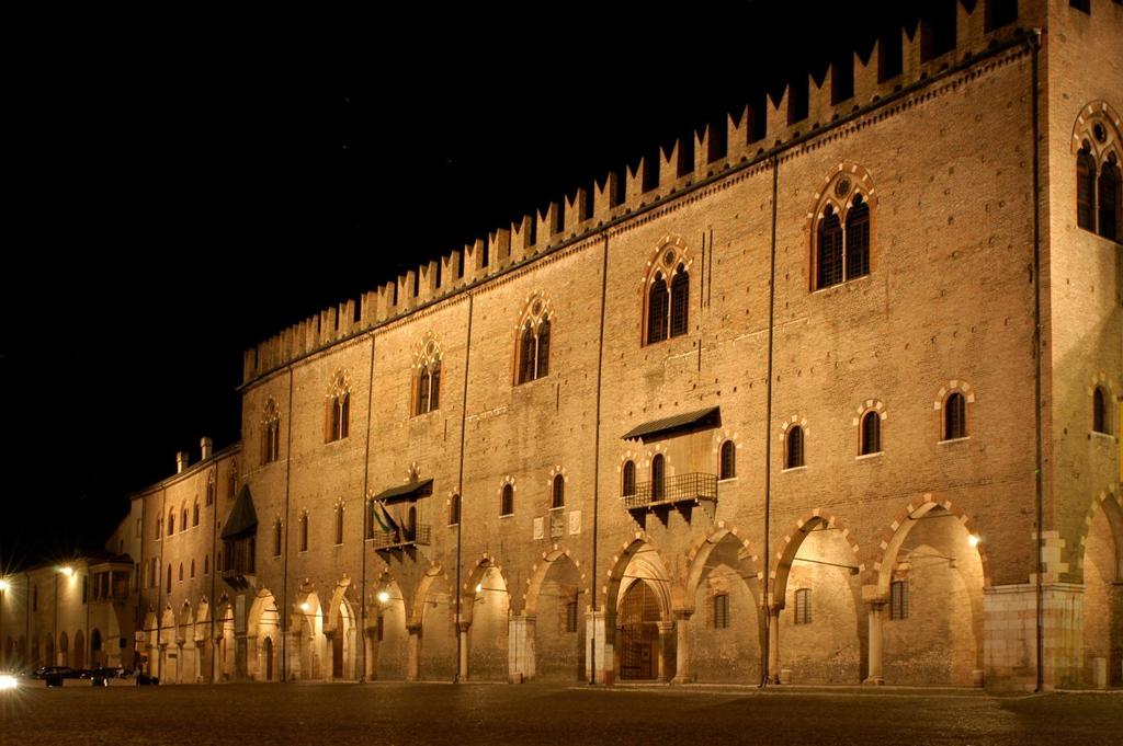 LIGHTING SYSTEM FOR THE PRINCE PATH - FROM PALAZZO DUCALE TO