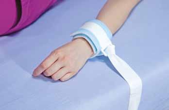 30 Fermapolso/Caviglia con anello in nylon Wrist holder with nylon ring Art. SCV2475 Previene la pressione esercitata sul polso.