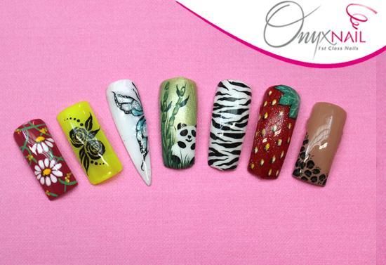 Corso di Decorazione Unghie e NAIL ART AVANZATO (1 Giorno) Vuoi effettuare ancora qualcosa in più della solita nail art? Ecco il secondo corso più fantasioso della OnyxNail Academy!