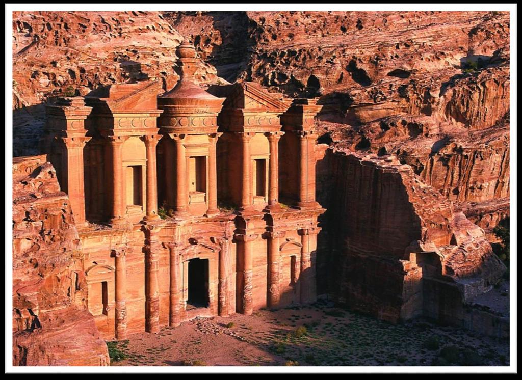 Gran Tour GIORDANIA Amman Jerash Madaba Monte Nebo - Mar Morto - Petra Una notte in campo tendato nel Deserto Wadi Rum 14 21 Ottobre Le antiche rovine emergono da una terra di contrasti e di