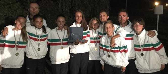 200 le promesse da tutta Italia: per le racchette emiliano-romagnole tricolore in doppio (U11) con Lorenzo Angelini (U11) e finale (U13) per Giulia Martinelli (foto 1, il romagnolo e l emiliana