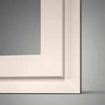 bianco e grigio con superficie goffrata o satinata Nelle finestre Nova-line Plus il vetro ricopre completamente il profilo dell'anta sul lato esterno.