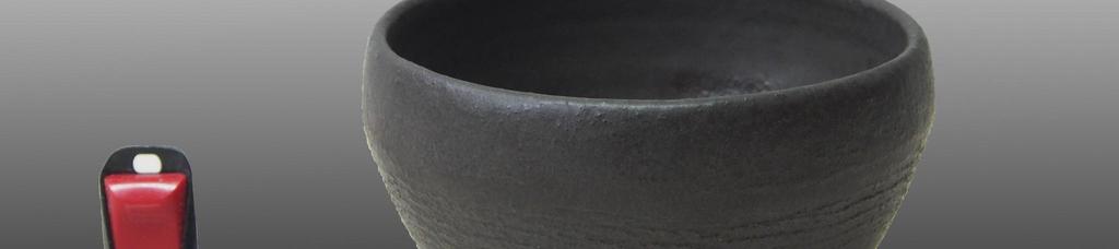 ROT188 Bonsai vasetto 3 fori in gres nero smaltato effetto bronzo.