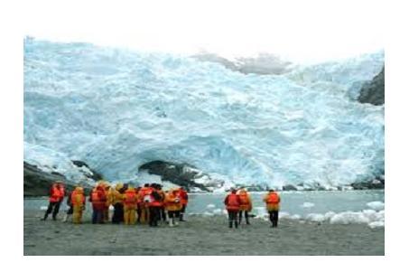 La mattina si navigherà negli in contaminat i Canali Brecknock e Ocasion