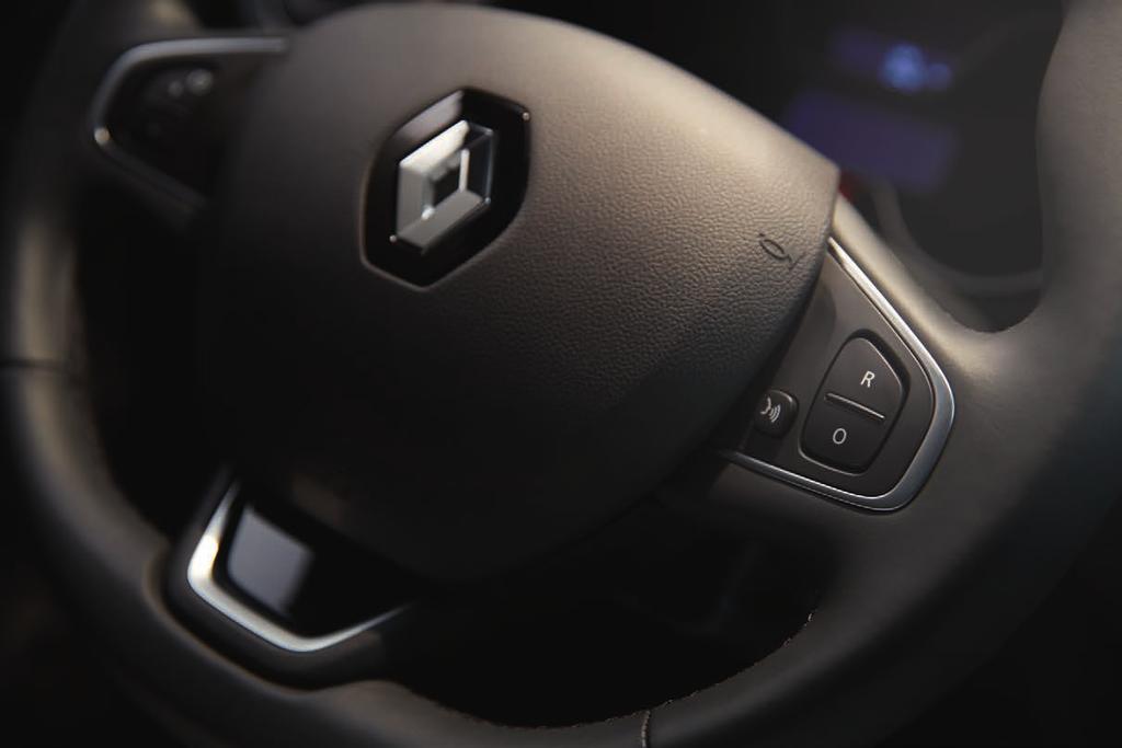 Comfort e tecnologia all'avanguardia Nuovo Renault CAPTUR è stato concepito per il massimo del comfort.