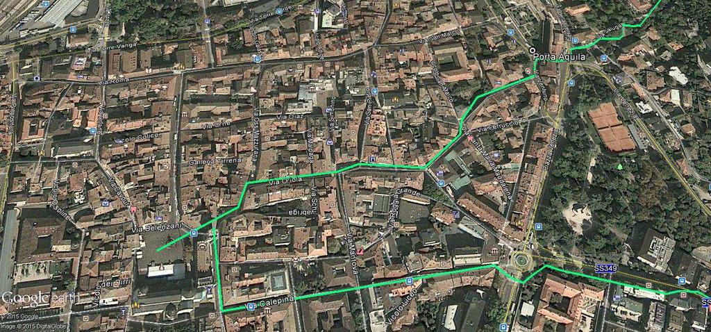 giriamo a sinistra e prendiamo via Santa Maria Maddalena, poi via Oriola,