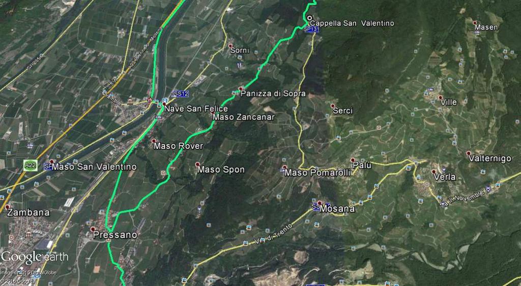 Dopo 2km passeremo nelle vicinanze di un Maso addossato ad una collinetta sulla cui sommità un cippo romano sta a indicare la direzione di una strada romana, parte della rete viaria della VIA CLAUDIA