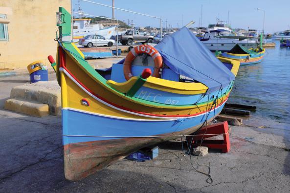 Go - zo viene spesso identificata con l isola di Ogigia, cantata nell Odissea di Omero, dove Calipso accolse Ulisse naufrago.