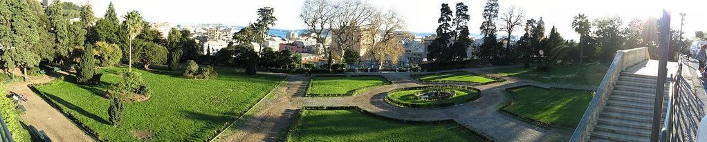 Parco urbano Duchessa di Galliera Il parco della villa, attualmente adibita dal Comune di Genova a parco urbano si estende per circa 32 ettari di cui 25 visitabili.