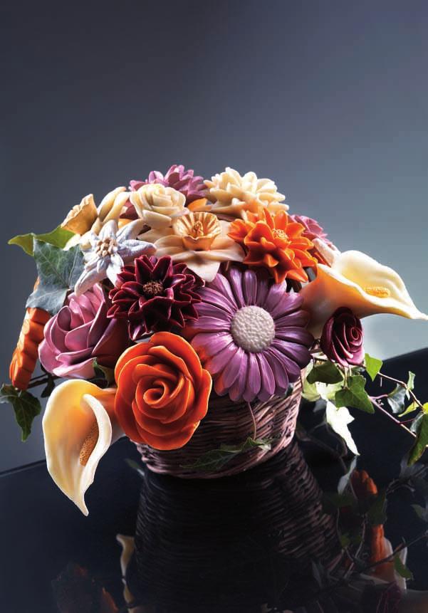 Fiori & Foglie Un bouquet al profumo di cioccolato Dalia cod. 10010 Tipo di stampo: a 3 facce diametro cm 6,7 x h cm 4,7 Narciso cod.