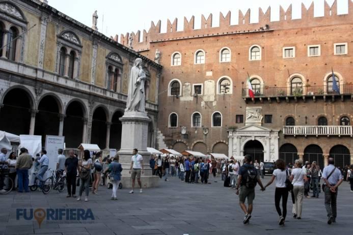 Realizzazione di percorsi pedonali in centro storico con passeggiate enogastronomiche dal titolo ARTE E SAPORI DEL TERRITORIO, post fiera con tappe di degustazione prodotti