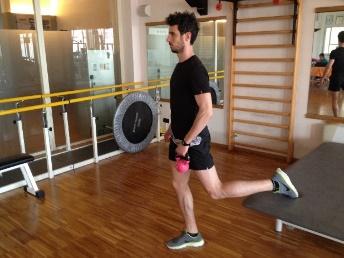 isocinetici e isoinerziali L allenamento deve includere sia la muscolatura agonista che antagonista ed ogni gruppo muscolare di entrambe le gambe.