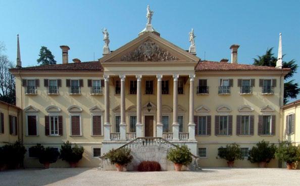 VILLA MAZZUCCHELLI il fascino