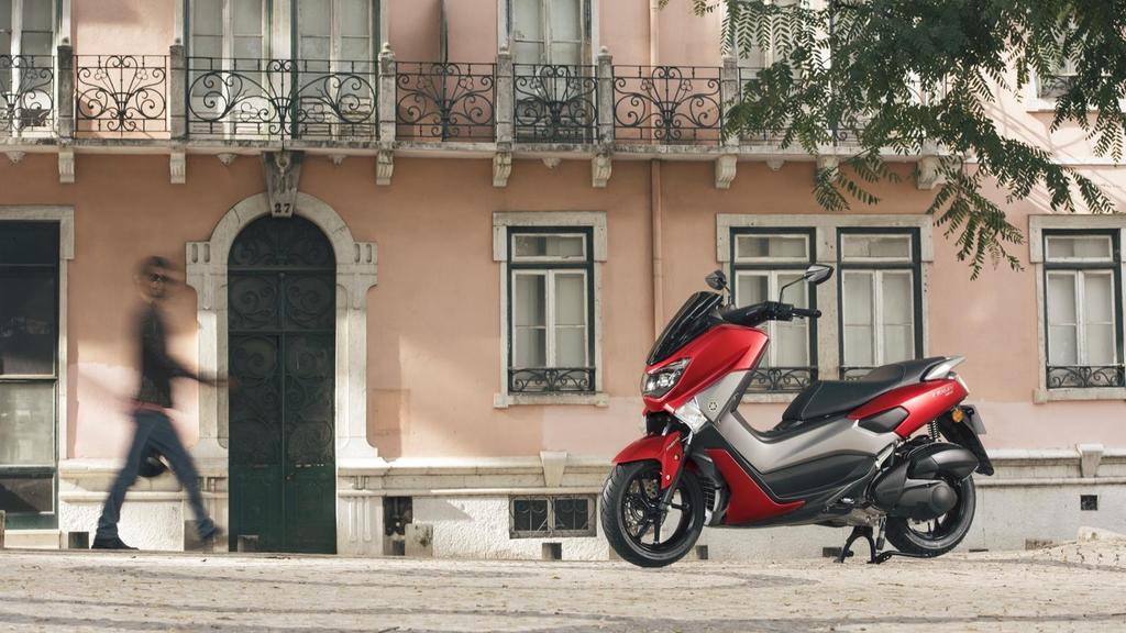 Stile dinamico, praticità nella vita di tutti i giorni Questo scooter urban di qualità superiore è molto più di un mezzo di trasporto quotidiano.