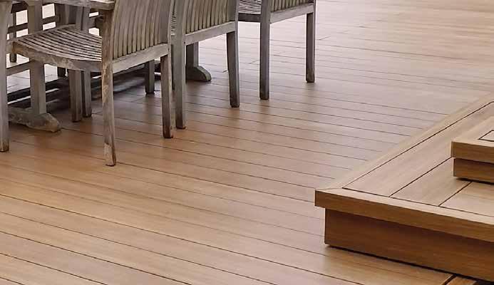 Easy Click ECk Decking smontabile 28 Easy Click è il sistema che permette di installare la pavimentazione WPE con la sola pressione di un piede, utilizzando un supporto brevettato contemporaneamente