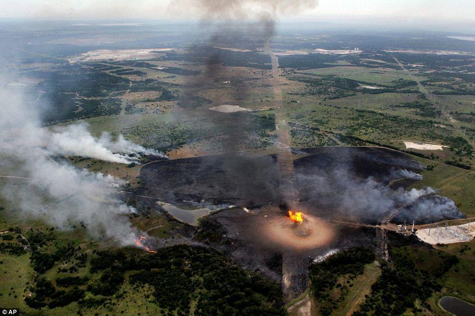 Processo di rottura nei metalli: clivaggio Meccanica della Frattura Caratteristiche della