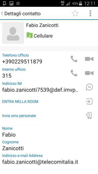 Aprire una conversazione già iniziata nella cronologia delle conversazioni 7.1 Chat dai contatti 1. Selezionare il tab Contatti 2. Aprire il contatto desiderato 3.