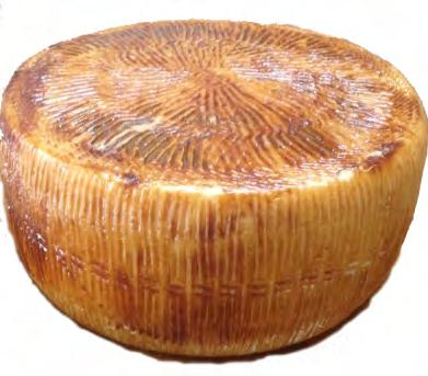 Masseria Pugliese - Puglia - forma intera Codice: FM842 Peso: 8 kg Provenienza: NAZIONALE - PUGLIA Confezionamento: forma intera Conservazione: da +4 a + 6 C Sostanza grassa: Grasso Pasta: Pressata