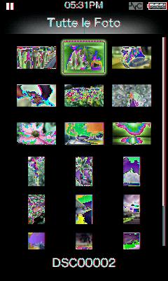83 Visualizzazione di foto Schermata di elenco delle foto Di seguito sono riportati esempi di schermate con l elenco delle foto.