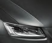 Audi exclusive Colori carrozzeria di contrasto in funzione del colore della vernice esterna in nero opaco o grigio platino opaco, parte inferiore dei paraurti anteriore e posteriore, modanature