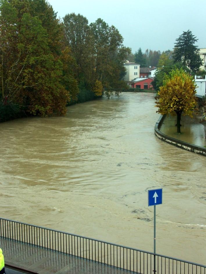 Un nuovo paradigma per la sicurezza idraulica L alluvione di Ognissanti