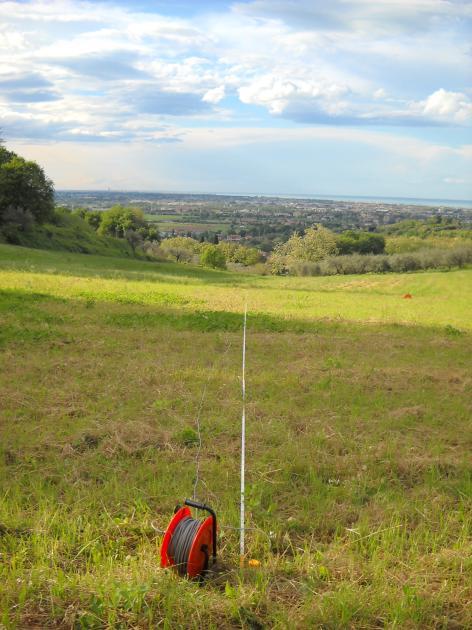 SIGLA ANTENNA: A13 UBICAZIONE : Covignano, Seminario Vescovile DIMENSIONE ANTENNA: 130 x 50 DIREZIONE